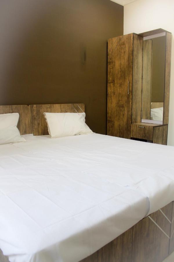 San Beach Residency Karaikal Kültér fotó