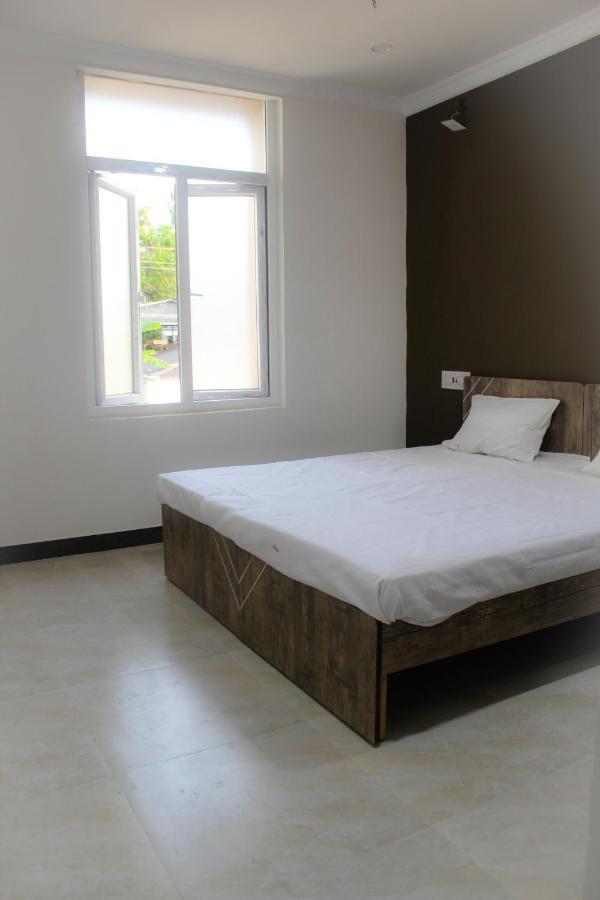 San Beach Residency Karaikal Kültér fotó