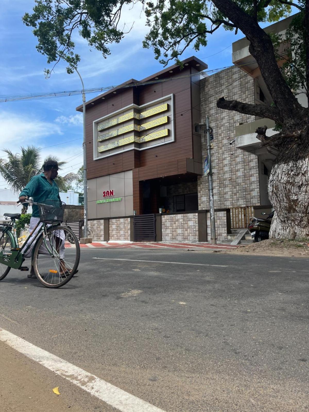 San Beach Residency Karaikal Kültér fotó
