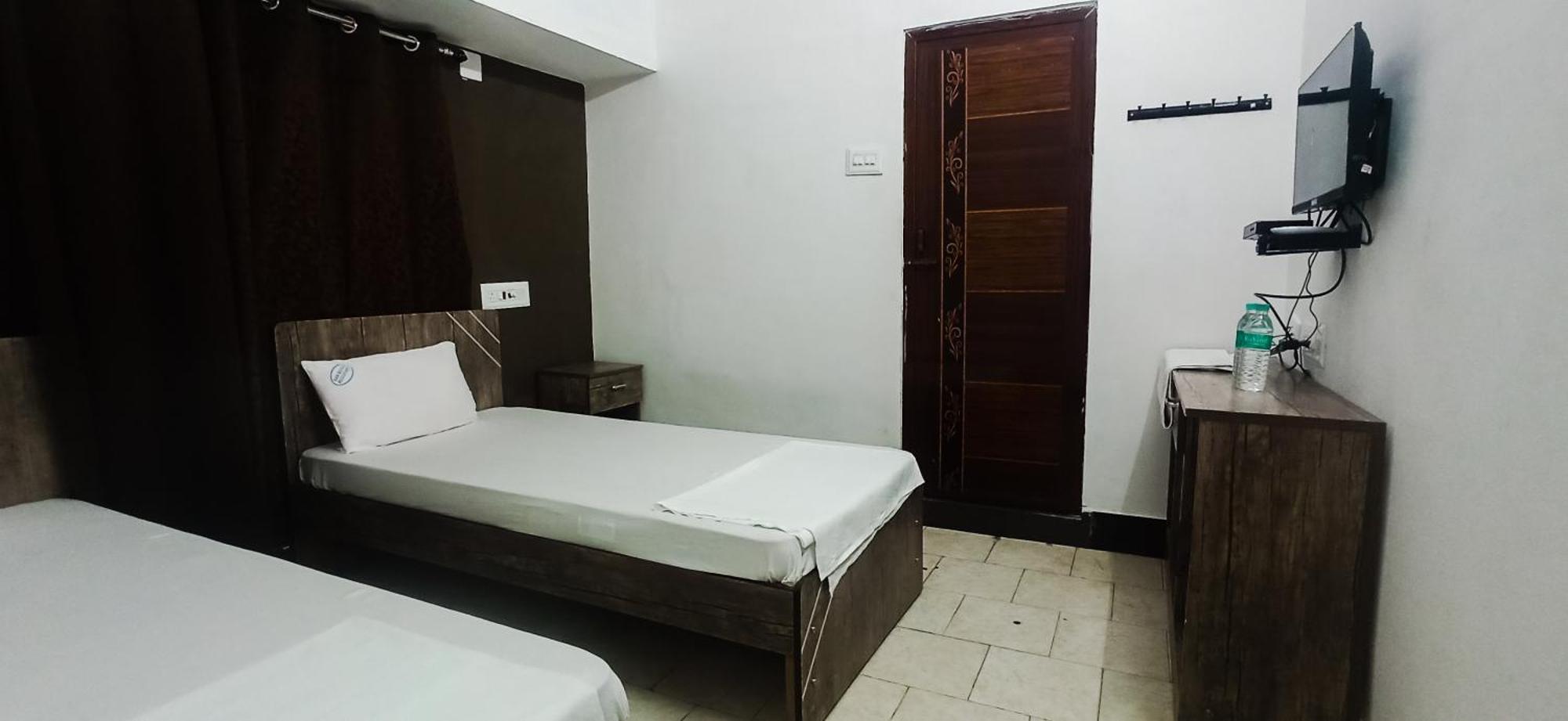 San Beach Residency Karaikal Kültér fotó