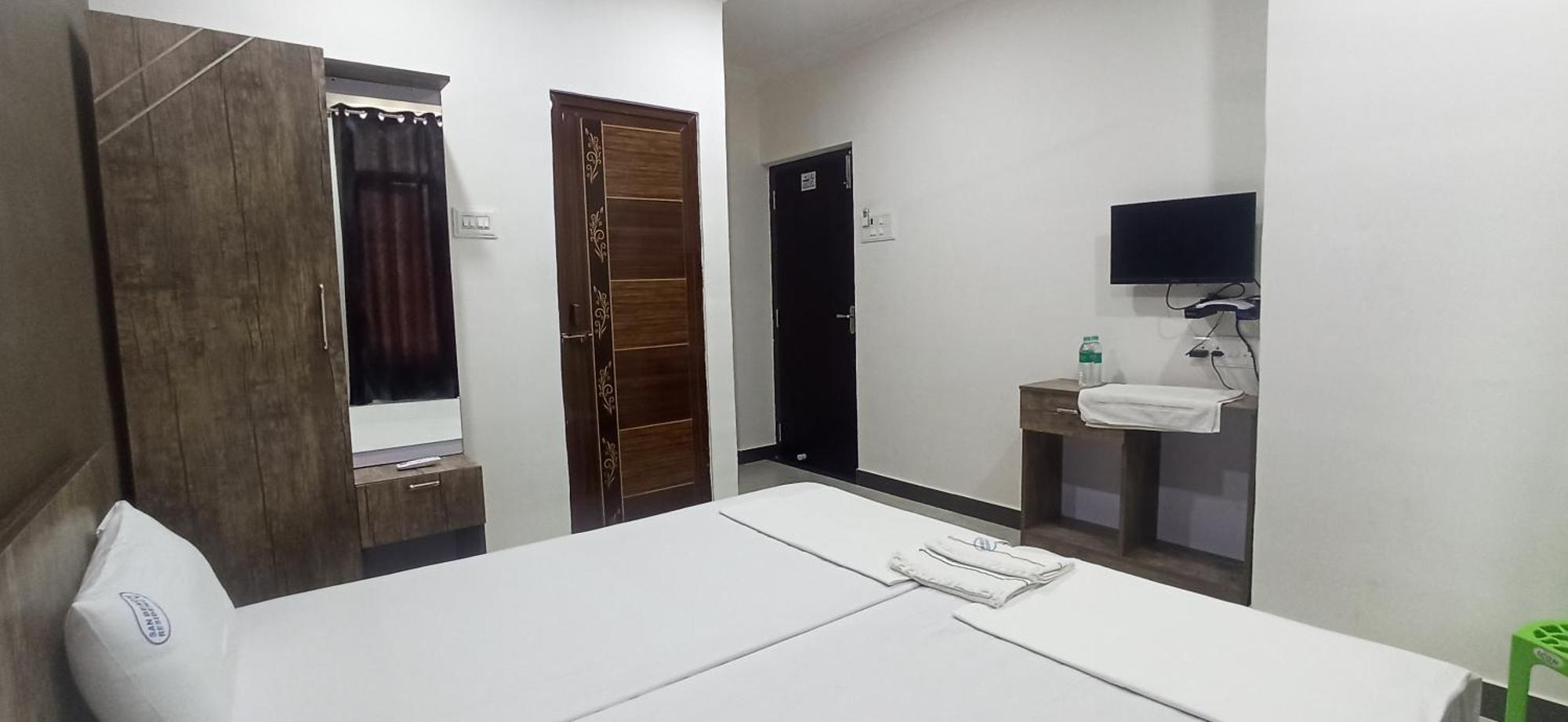 San Beach Residency Karaikal Kültér fotó